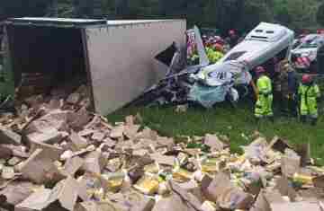 Tentativa de assalto a caminhão termina com seis mortos na BR-116